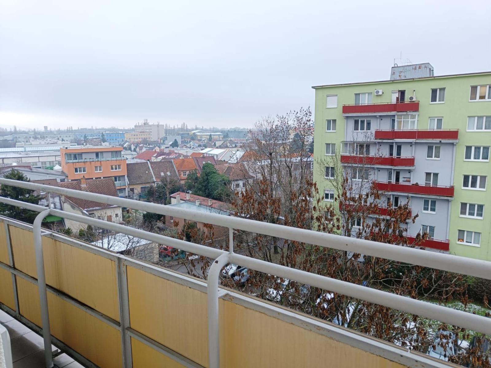 Apartman Sag Riazanska 3 Free Wi-fi Pozsony